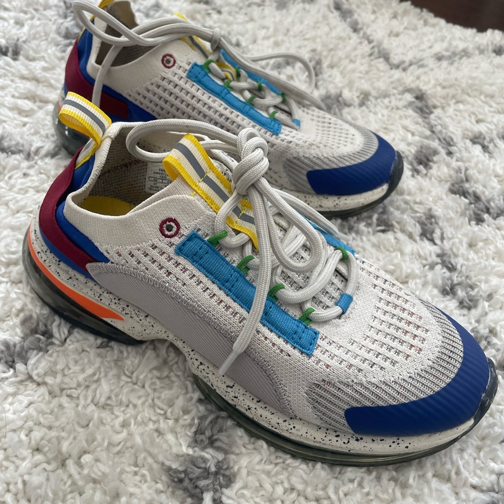 Zara Sneakers